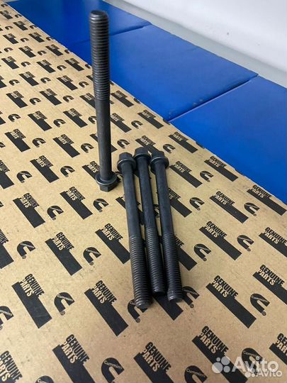 Болт гбц Cummins ISLe, 6CT, QSC, ISC, ISL, QSL