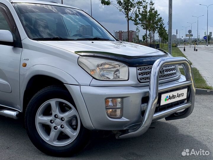 Toyota RAV4 2.0 AT, 2003, 350 000 км