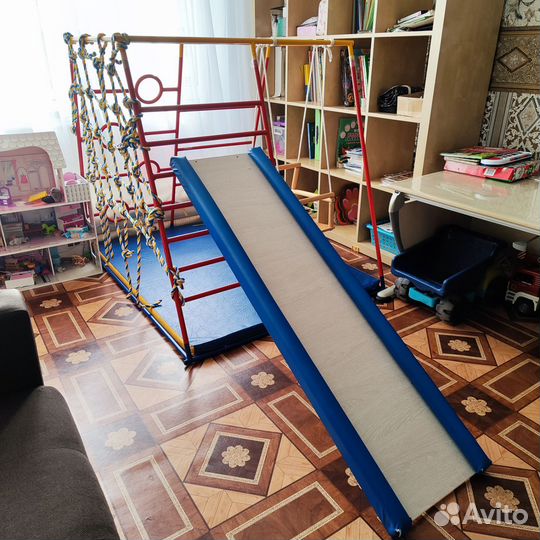 Детский спортивный комплекс 