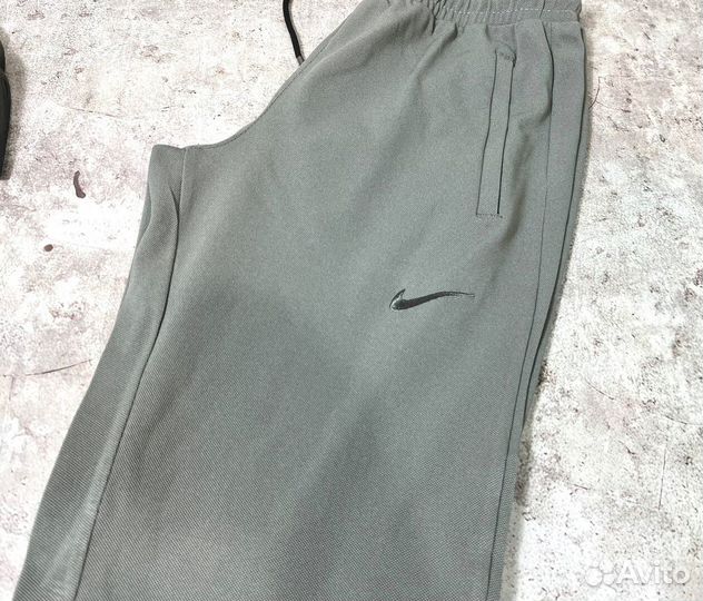 Спортивные костюмы Nike
