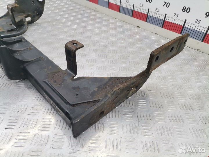 Фаркоп (прицепное устройство) для Ford Transit 4