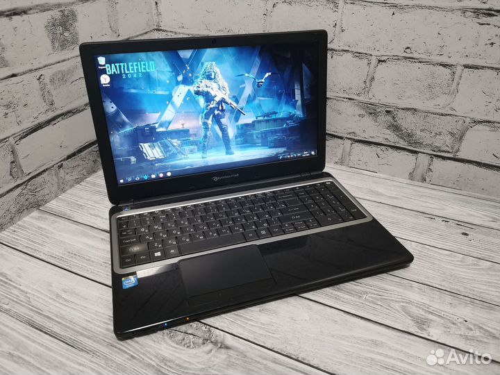 Быстрый ноутбук Packard/HD 15.6/HDD 320