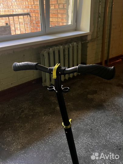 Самокат Explore