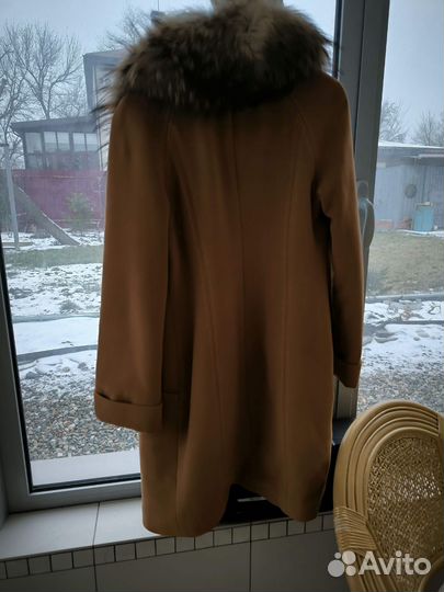 Пальто женское 42 44