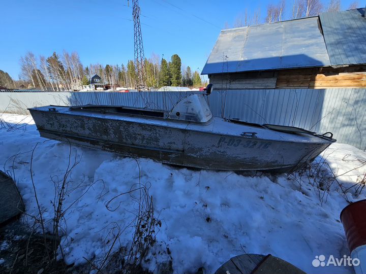 Лодка Прогресс-2м