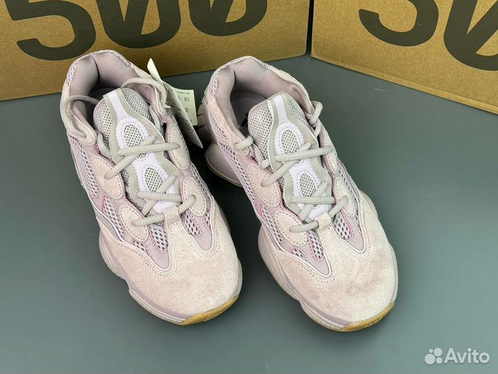 Кроссовки женские Adidas Yeezy 500 Soft Vision