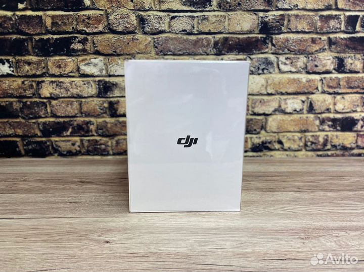 Квадрокоптер DJI FPV Combo