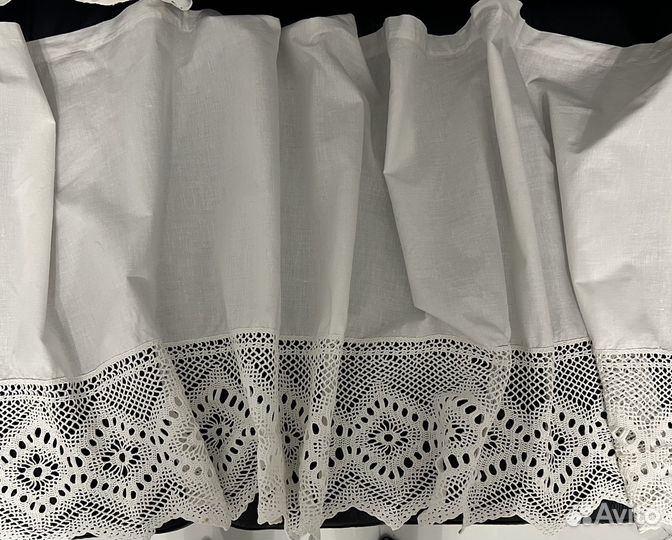 Старинный подзор на окна занавеска