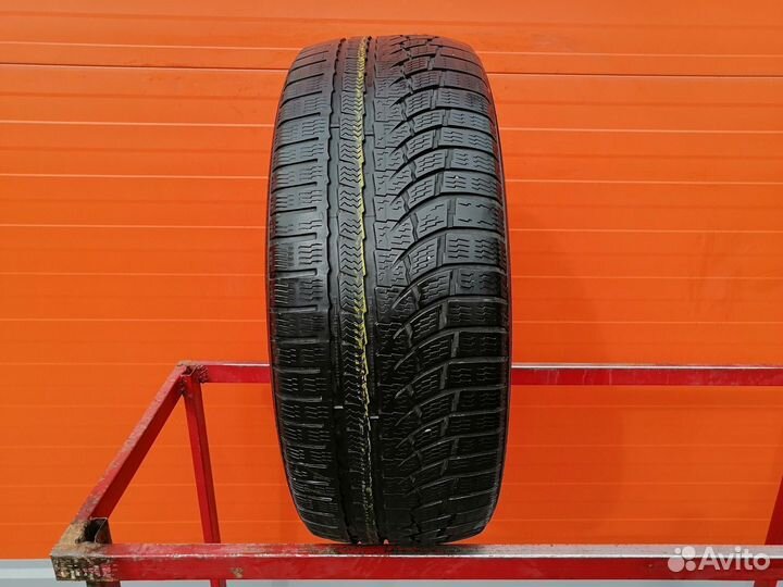 Nokian Tyres WR A4 225/55 R17 101V