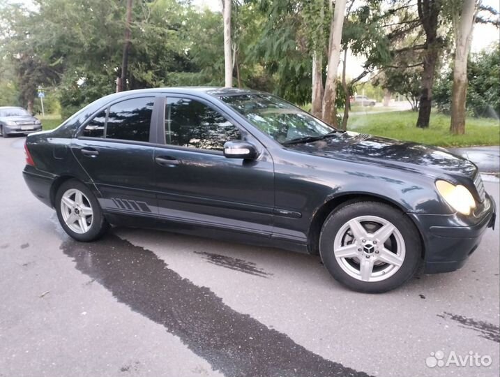 Mercedes-Benz C-класс 2.0 МТ, 2002, 362 637 км