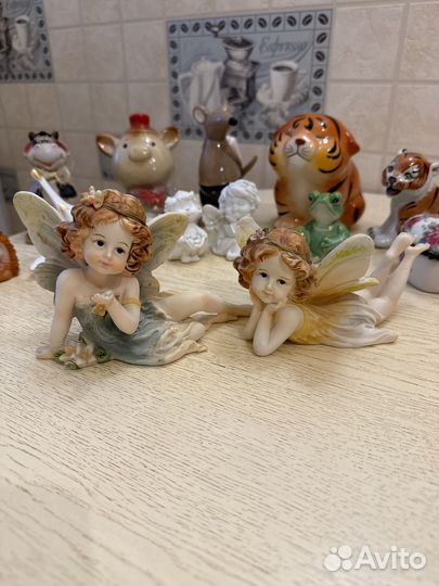 Статуэтки, сувениры, шкатулка