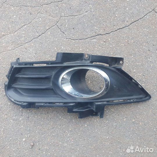 Решетка в бампер правая и левая для Ford Fusion