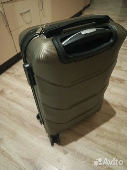 Чемодан на колесах бу