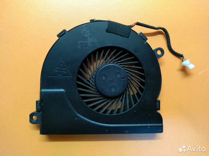 Б/У Вентилятор, кулер для ноутбука Dell