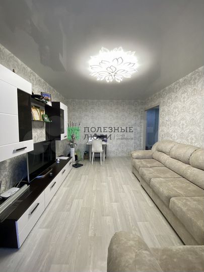 4-к. квартира, 72 м², 2/5 эт.
