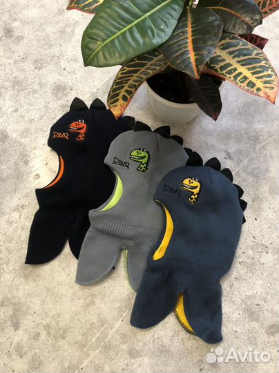 Зимние шапочки, балаклава и комплект шапка+снуд