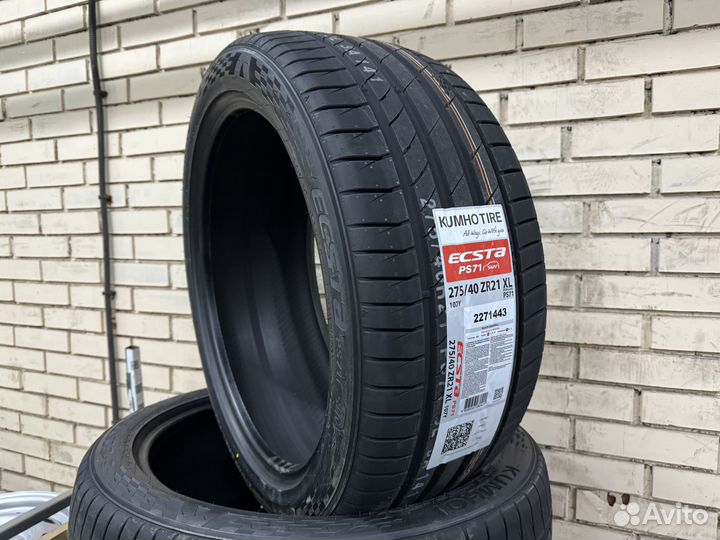 Kumho Ecsta PS71 275/40 R21 и 315/35 R21 107Y