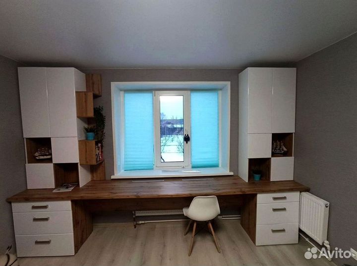 Детская зона у окна