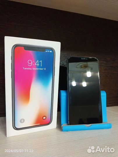 iPhone X, 64 ГБ