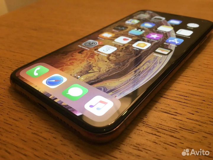 Ремонт iPhone. Замена заднего стекла. Частный маст