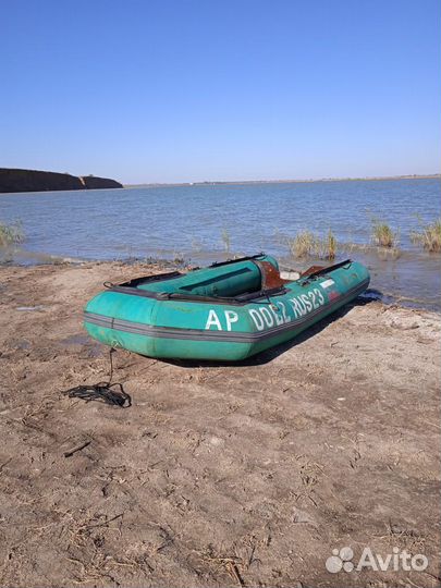 Моторная лодка