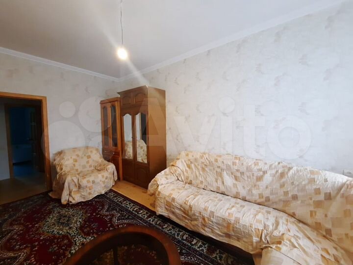 2-к. квартира, 56 м², 2/5 эт.