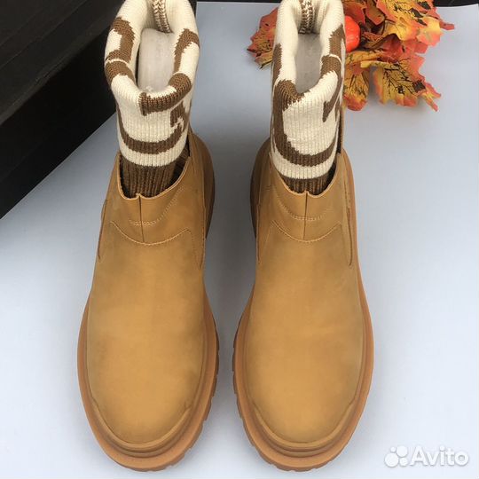 Ботинки зимние угги Ugg Martin Knit Chestnut