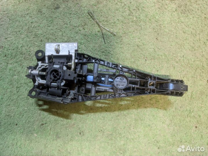 Ручка наружная задней двери Opel Astra J 2012