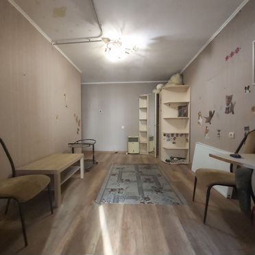 10 и более-к. квартира, 60 м², 3/10 эт.