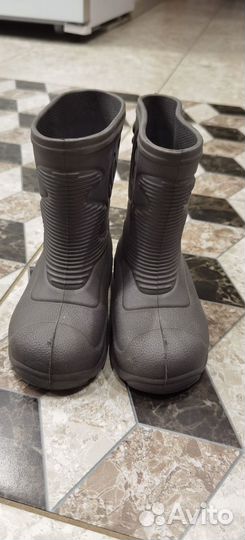 Резиновые сапожки
