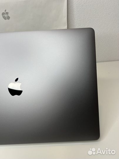 Кастом macbook pro 16 2019 32Gb 1Tb SSD 8Gb видео