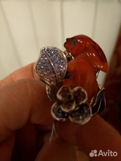 Кольца с натуральным камнем, стразами