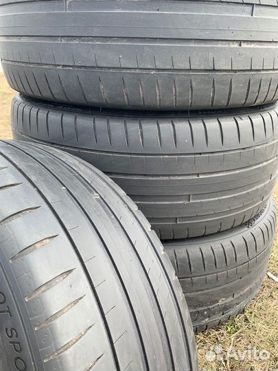 Michelin Pilot Sport 4 255/40 R20