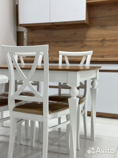 Стол \ стол в наличии