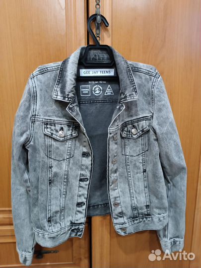 Джинсовая куртка