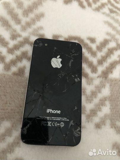 Телефон iPhone 4 locked