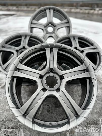 Диски Volkswagen multivan R17
