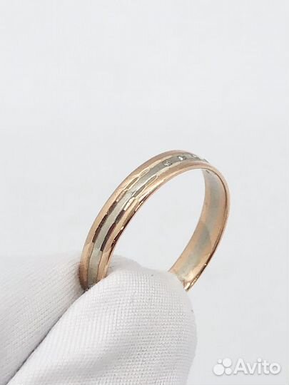 Золотое кольцо с бриллиантами 585 пробы Резерв