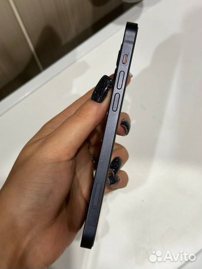 iPhone 12, 64 ГБ