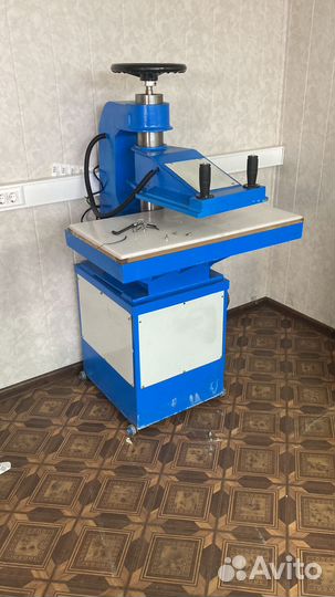 Вырубка раскрой на вырубном прессе