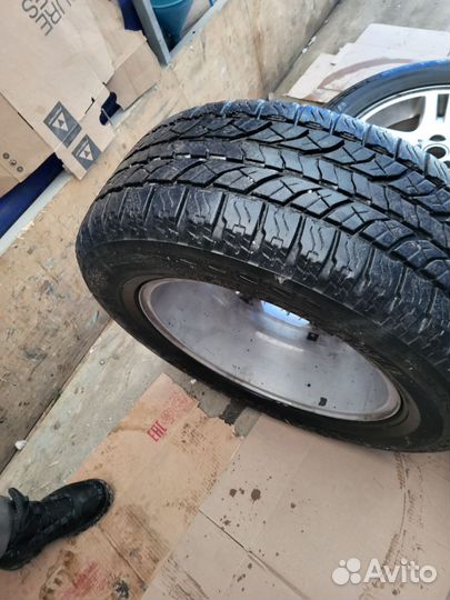 Yokohama 104ZR 265/60 R18 110H