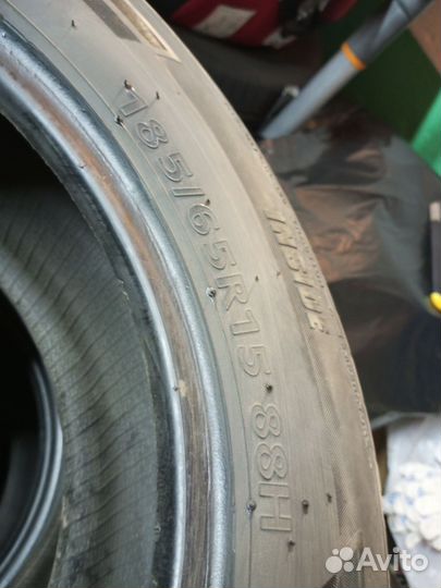 Kumho Ecowing ES01 KH27 185/65 R15