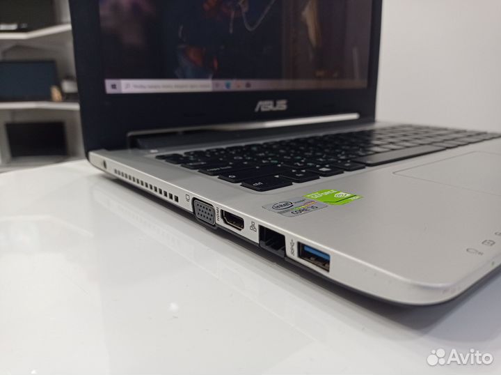 Ноутбук Asus i5 Nvidia 740M