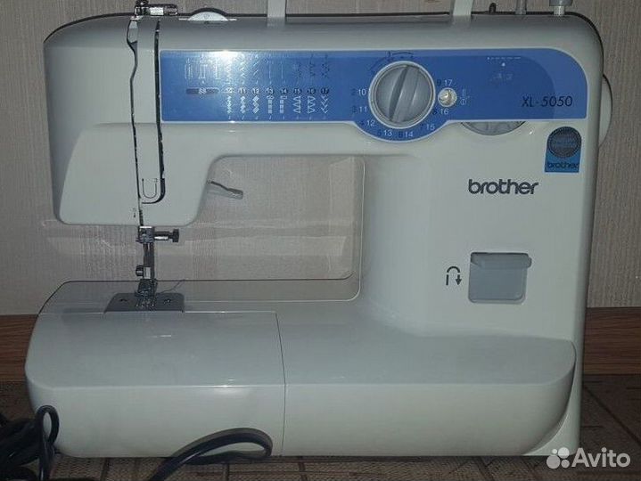 Швейная машинка brother