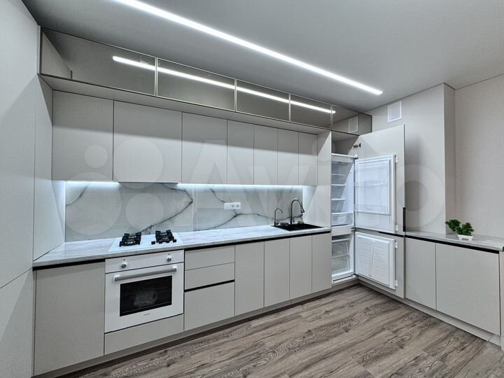 3-к. квартира, 72 м², 14/16 эт.