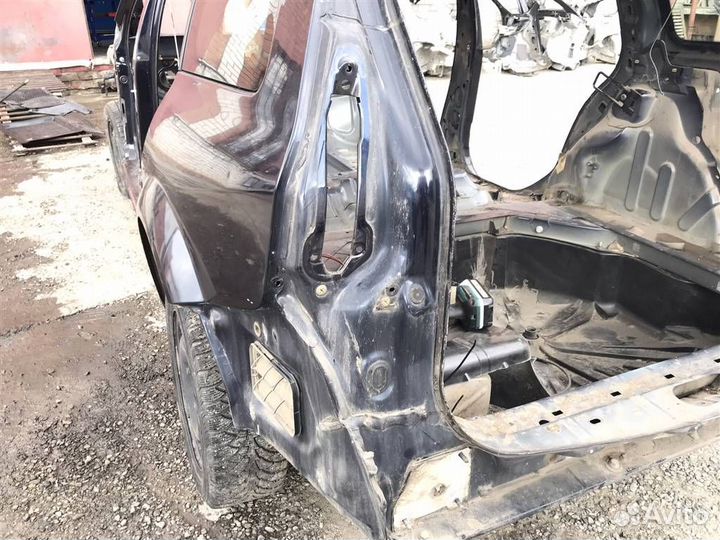 Крыло заднее левое Renault Megane