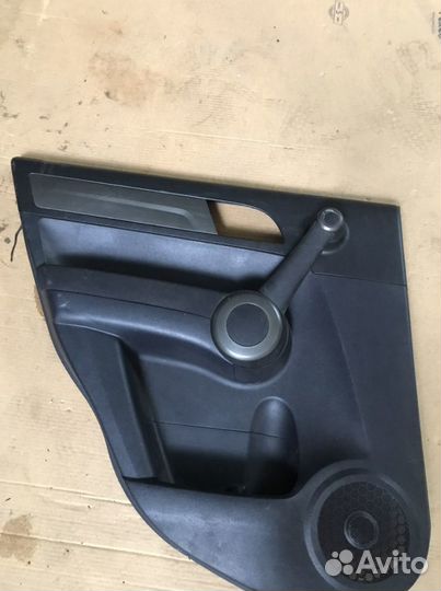 Обшивка задней левой двери Хонда CR-V3(790)