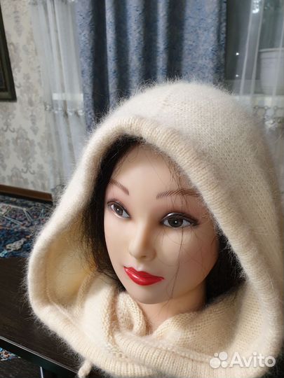 Капор женский