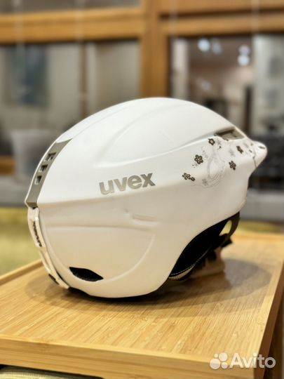 Горнолыжный шлем женский