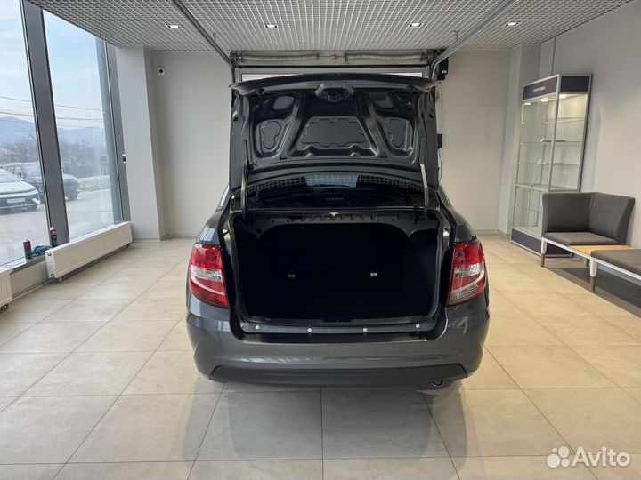 LADA Granta 1.6 МТ, 2025